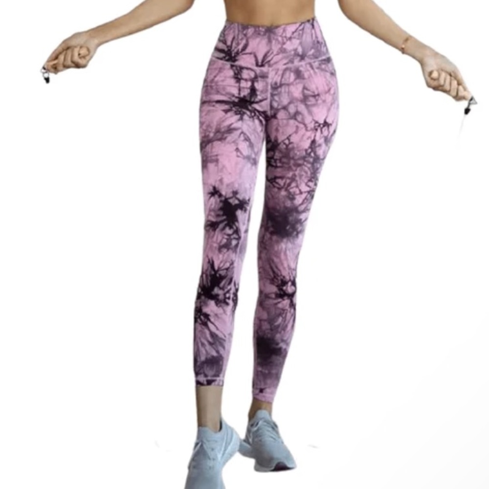 Yelete Pink & Black Tie-Dye High-Waist Leggings